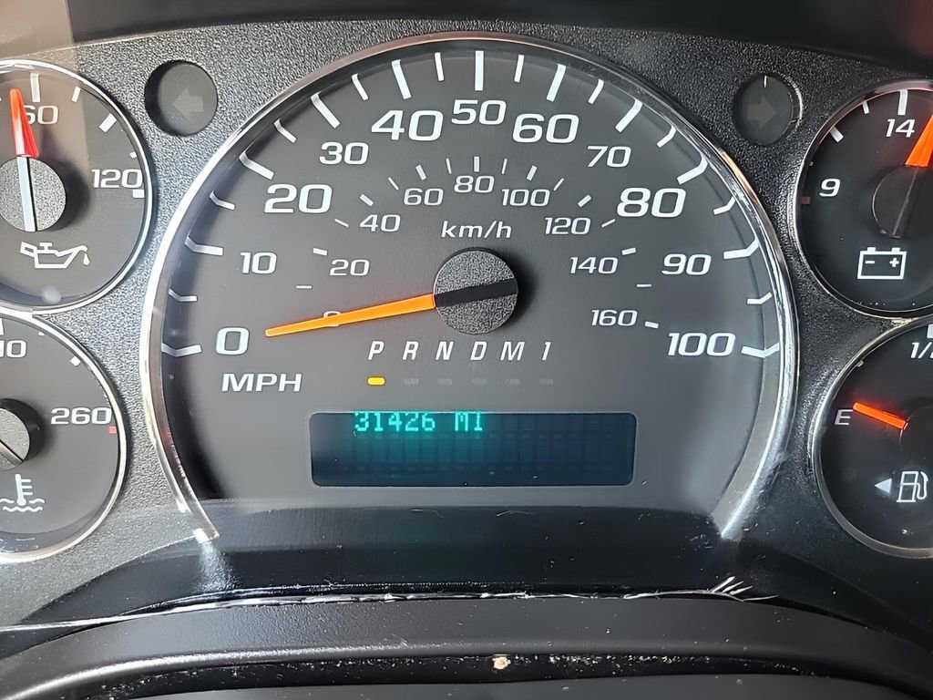 Used 2023 GMC Savana 2500 w/ Driver Convenience Package RWD image 17