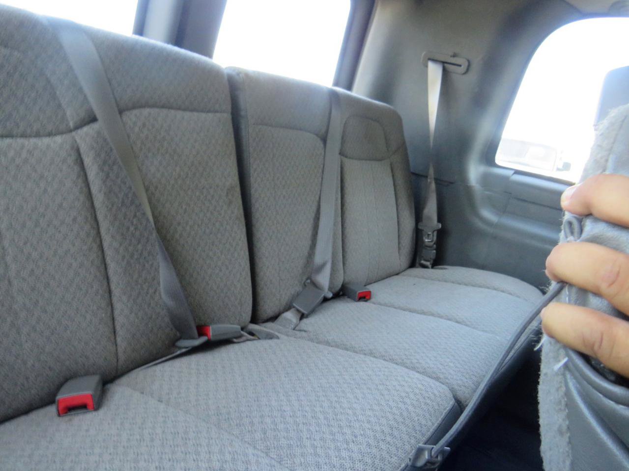 Used 2011 Chevrolet Express 3500 LS RWD image 24