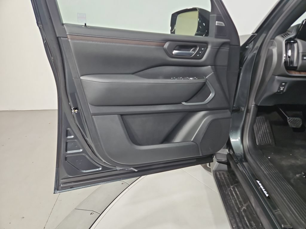 New 2026 Nissan Armada Platinum AWD/4WD image 10