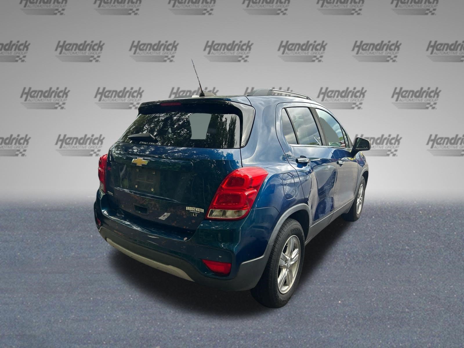 Used 2019 Chevrolet Trax LT w/ LT Convenience Package FWD image 3