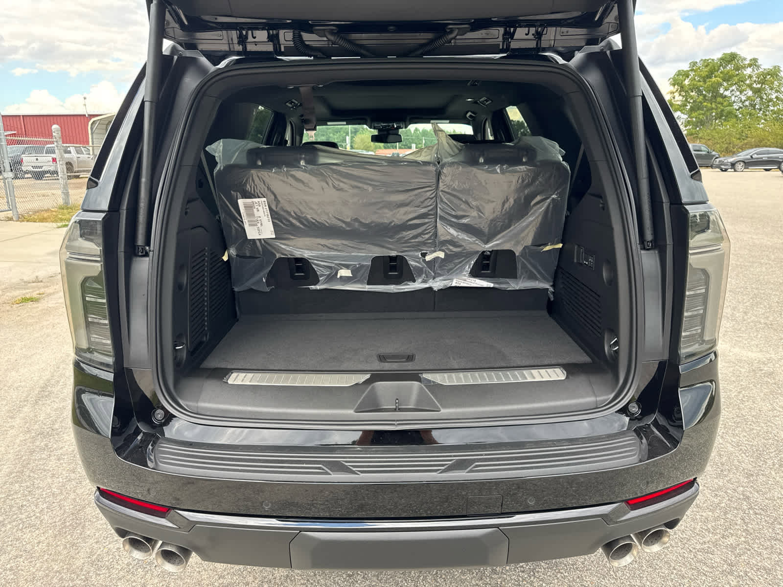 New 2026 Chevrolet Tahoe RST w/ RST Capability Package image 13