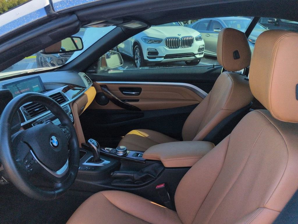 Used 2018 BMW 440i Convertible image 16