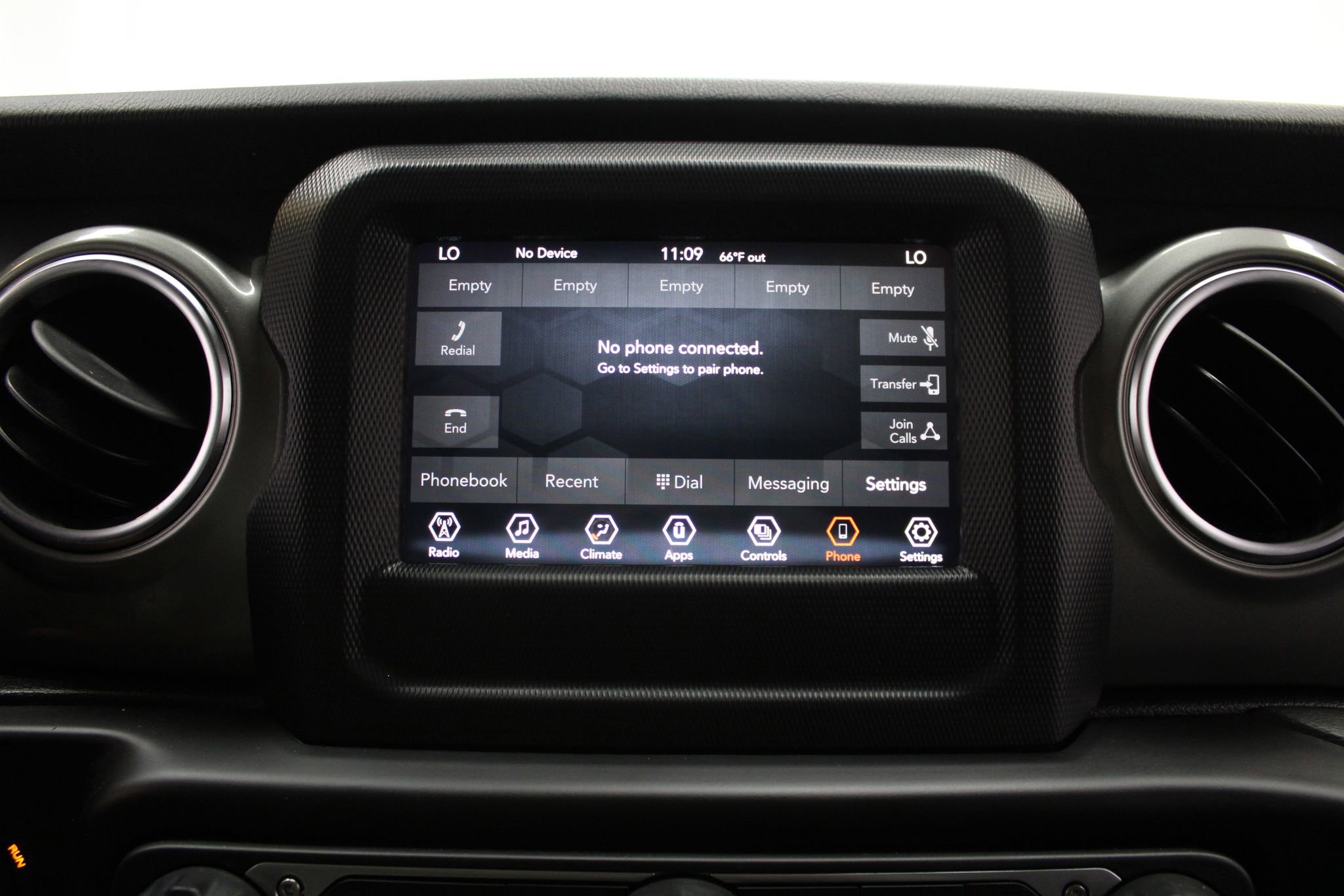 Used 2021 Jeep Wrangler Unlimited Sahara w/ Dual Top Group image 41