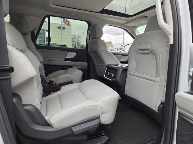 New 2026 Ford Expedition Max Active RWD image 14