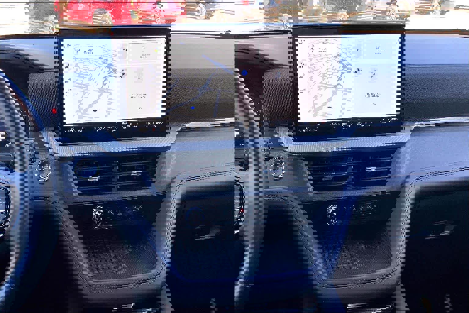 Used 2025 Ford Explorer Platinum w/ LUX Leather Package image 6