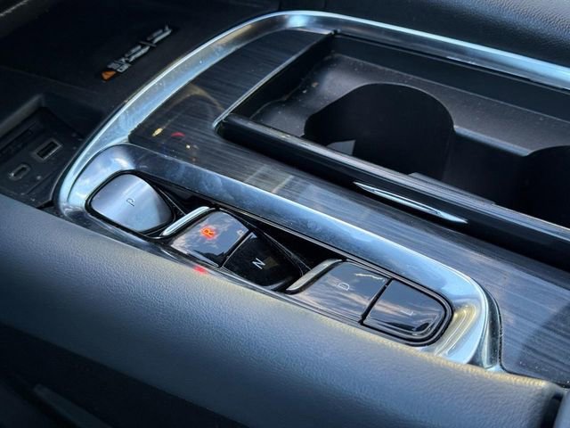 Used 2024 Buick Enclave Premium image 23