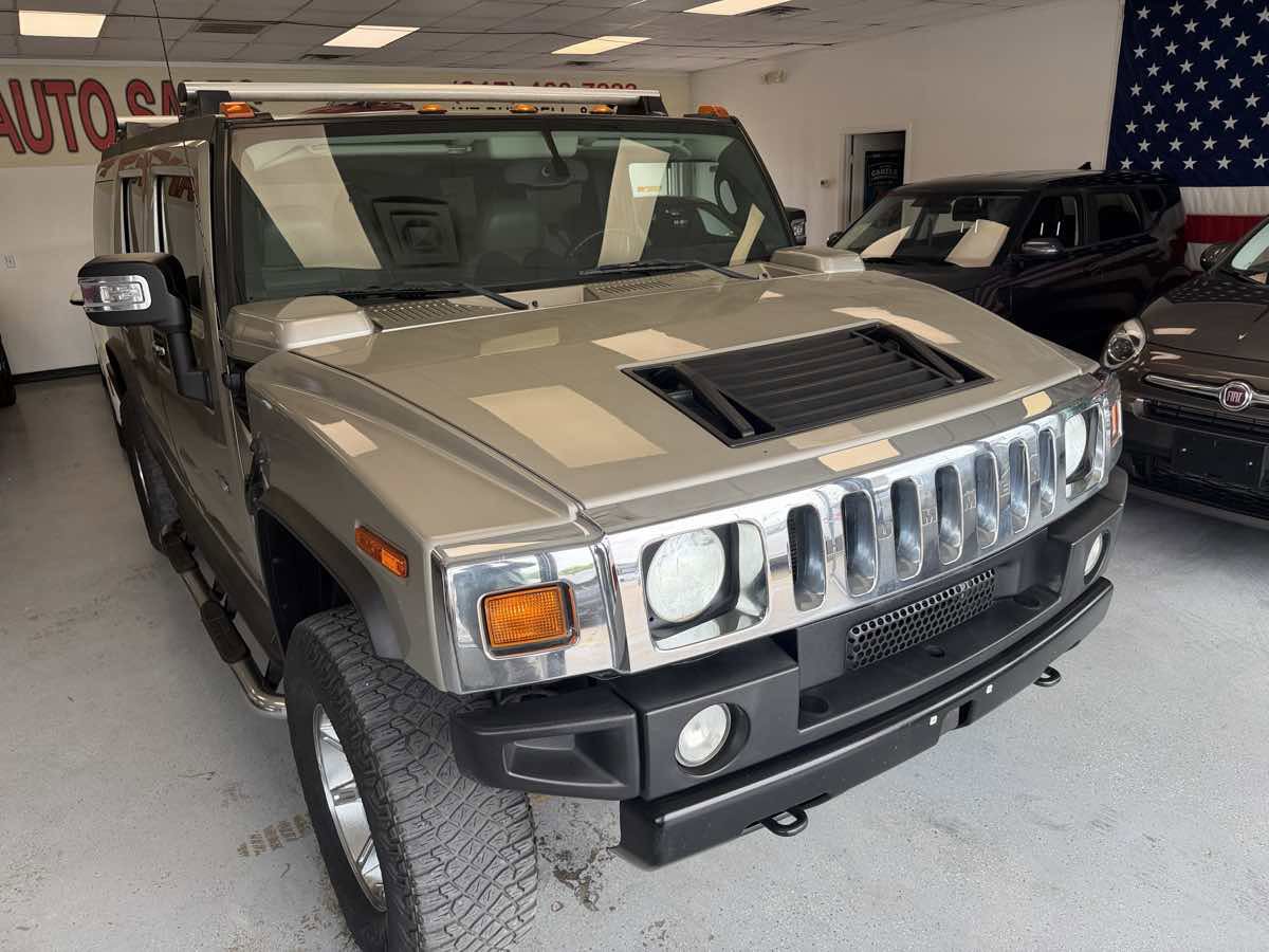 Used 2005 HUMMER H2 image 7