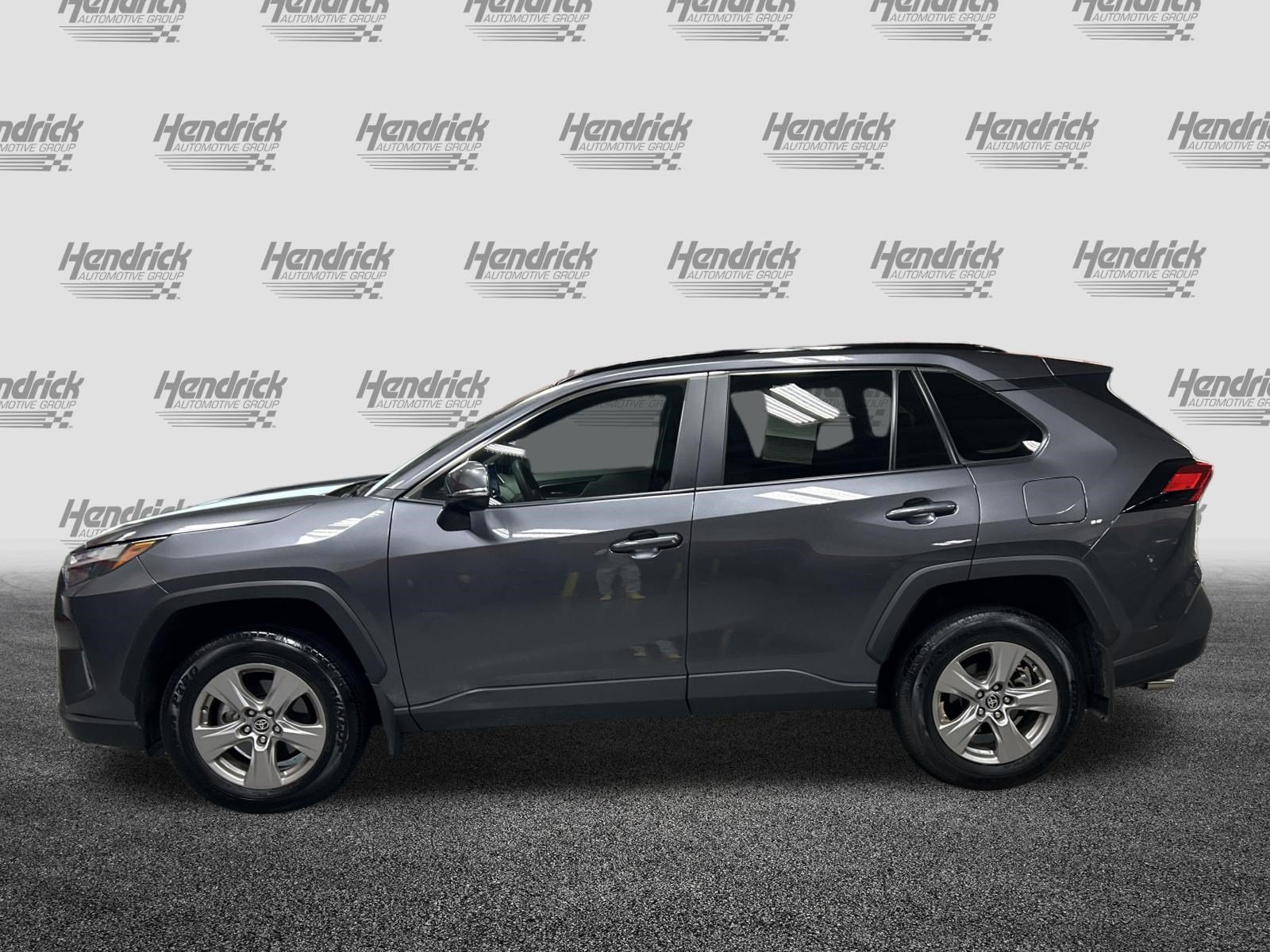 Used 2025 Toyota RAV4 XLE FWD image 7