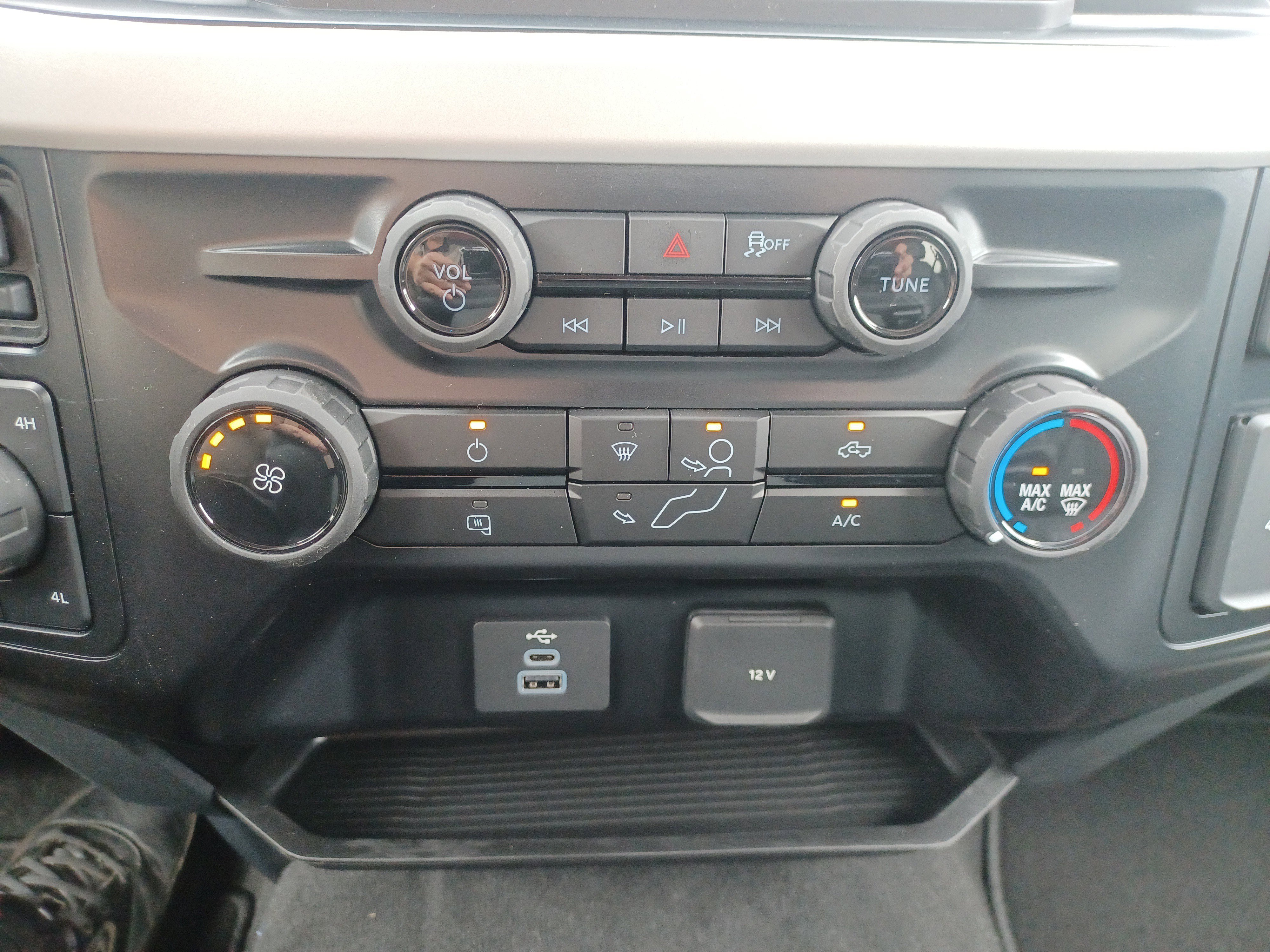 New 2026 Ford F250 XLT image 30