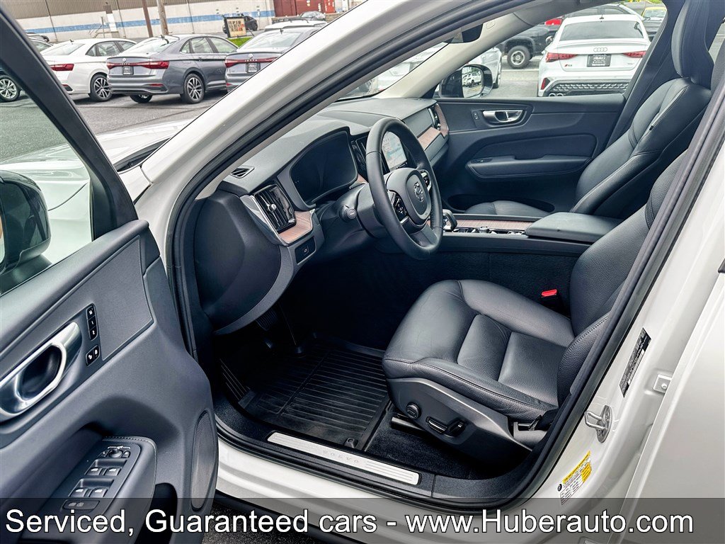 Used 2023 Volvo XC60 B5 Plus w/ Protection Package Premier AWD/4WD image 11
