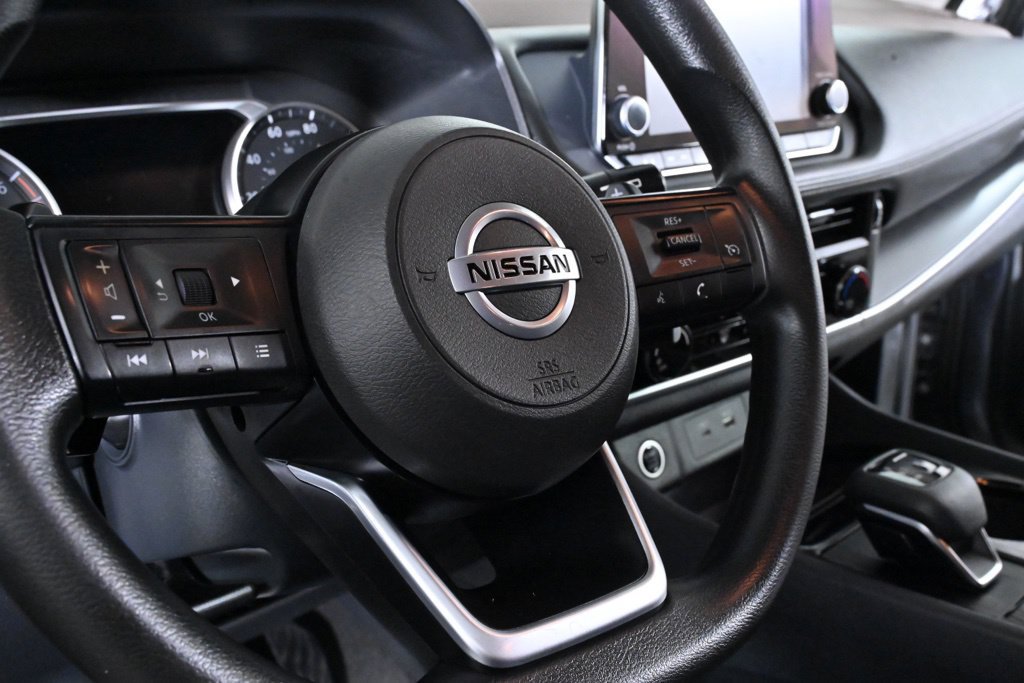 Used 2021 Nissan Rogue S AWD/4WD image 14