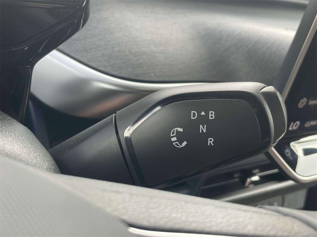 New 2025 Volkswagen ID. Buzz Pro S image 25