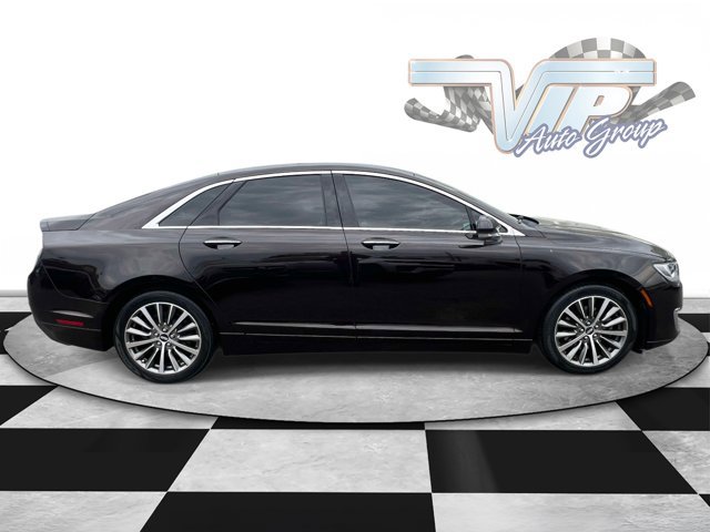 Used 2020 Lincoln MKZ w/ Convenience Package FWD image 3