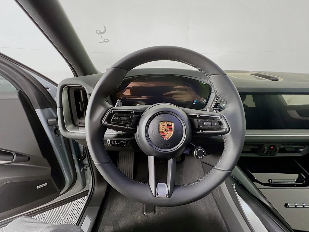 New 2026 Porsche Cayenne image 12