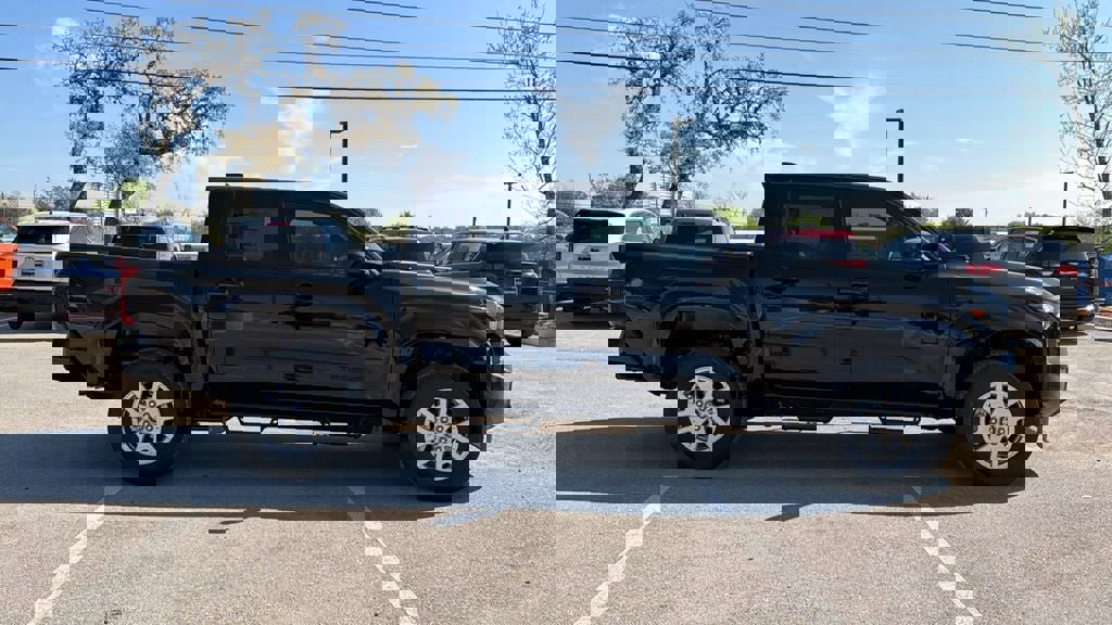 New 2026 Toyota Tacoma SR5 image 4