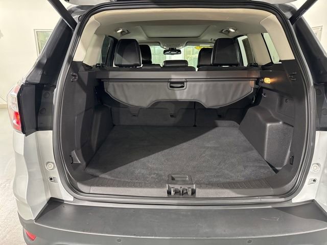 Used 2017 Ford Escape Titanium image 14