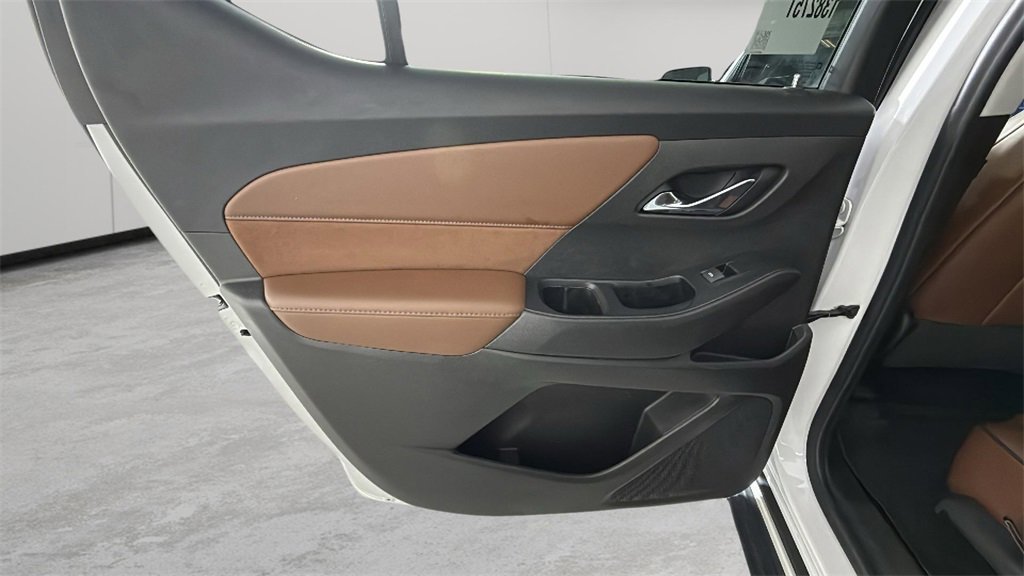 Used 2021 Chevrolet Traverse High Country w/ LPO, 'HIT The Road' Package image 35