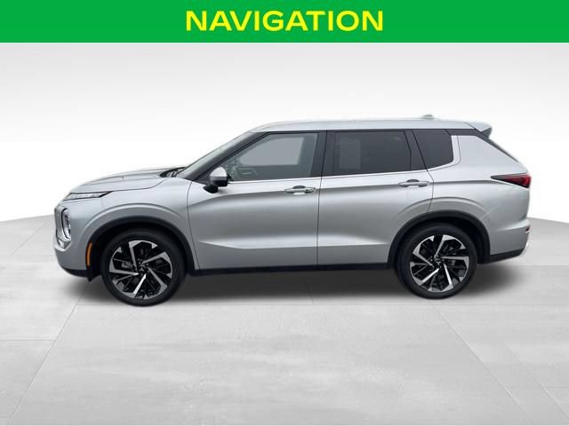 Used 2024 Mitsubishi Outlander SE AWD/4WD image 4