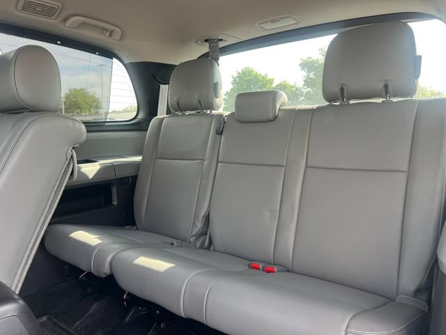 Used 2018 Toyota Sequoia Platinum AWD/4WD image 6