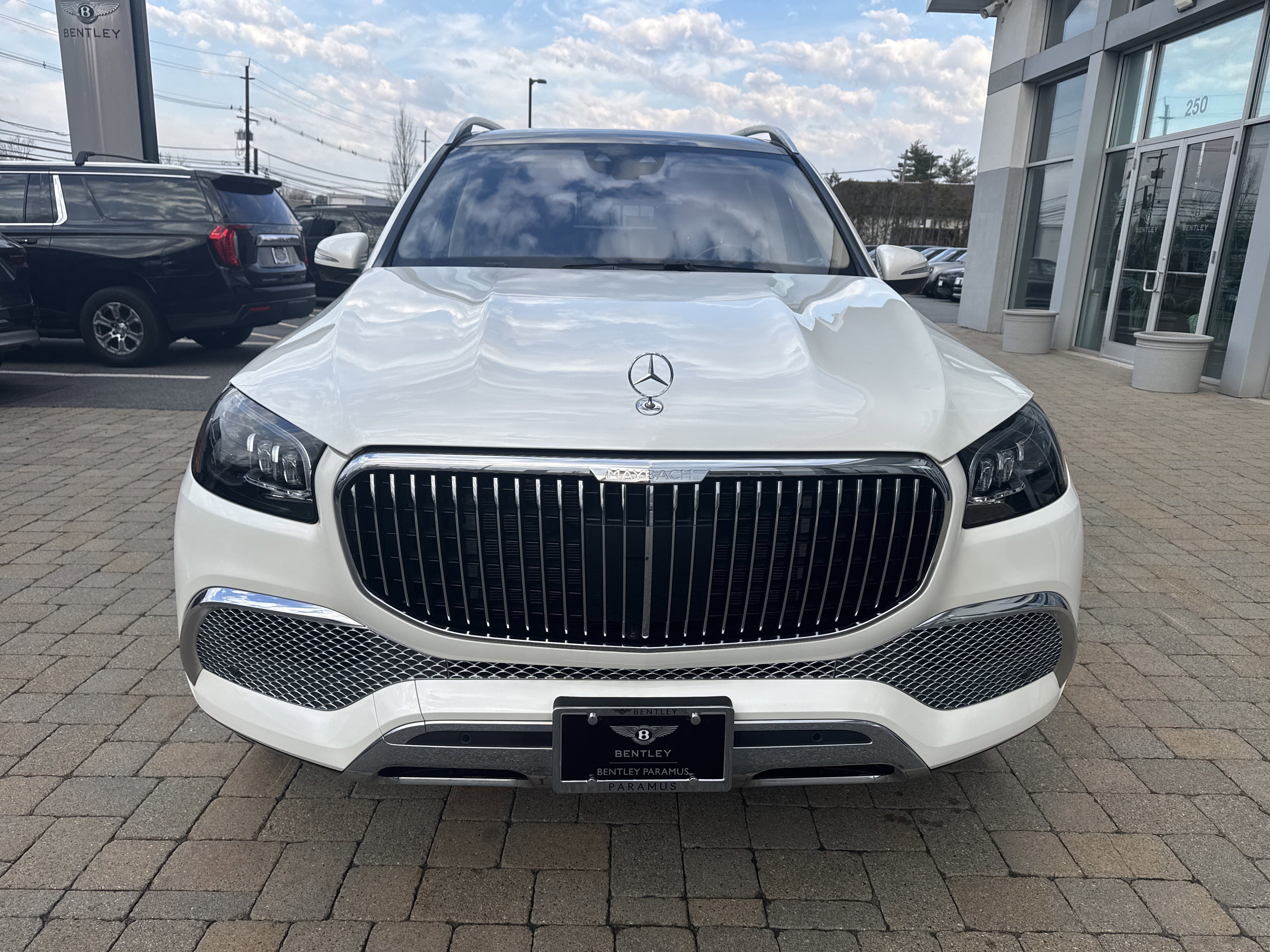 Used 2023 Mercedes-Benz Maybach GLS 600 4MATIC image 7