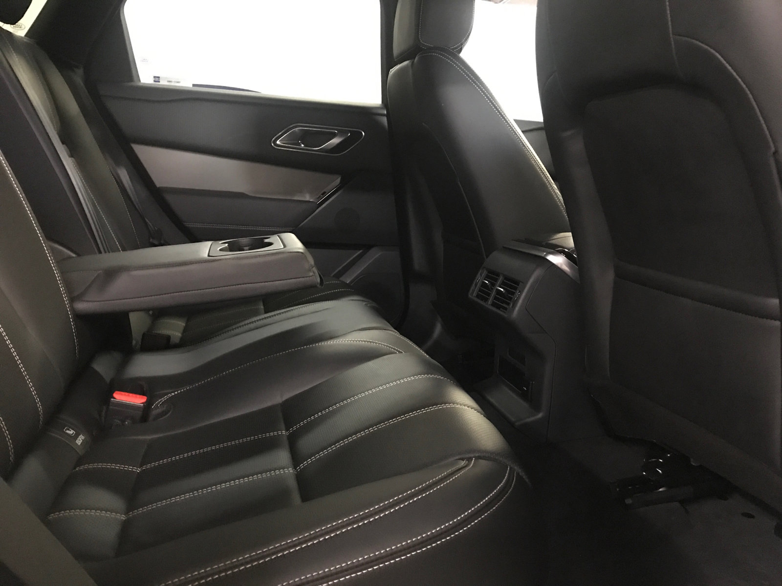 Used 2023 Land Rover Range Rover Velar S image 14