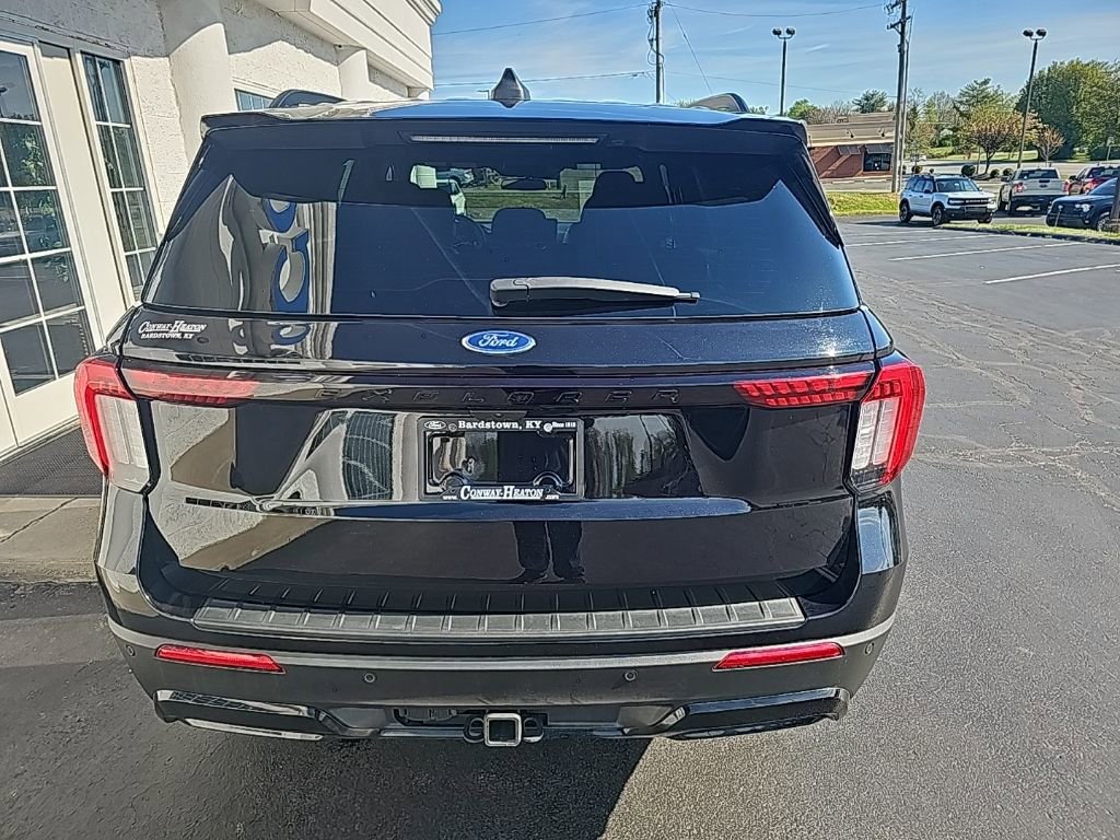 Used 2025 Ford Explorer ST-Line RWD image 5