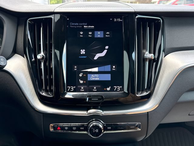 Used 2019 Volvo XC60 T5 Momentum w/ Multimedia Package AWD/4WD image 34