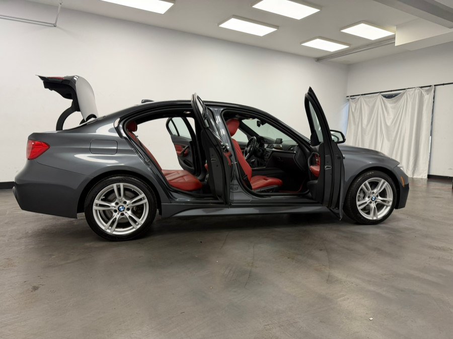 Used 2015 BMW 335i xDrive Sedan w/ M Sport AWD/4WD image 25