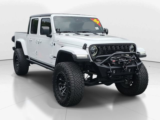 Used 2024 Jeep Gladiator Sport AWD/4WD image 1