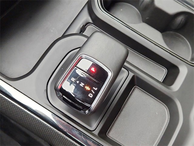 Used 2024 Chevrolet Silverado 1500 ZR2 w/ Technology Package image 15