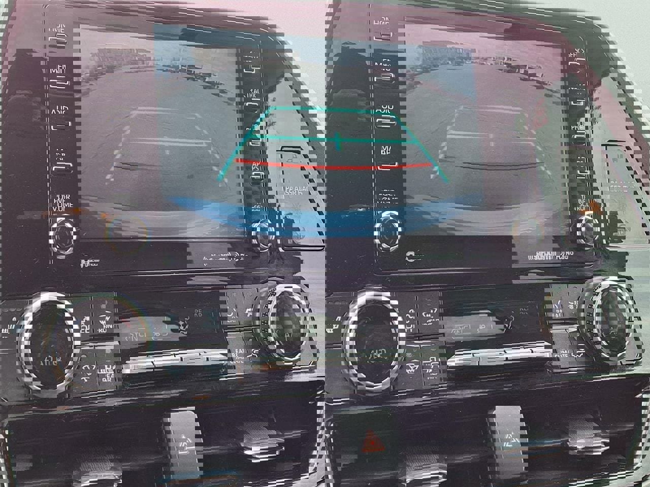 Used 2022 Toyota Highlander XLE image 20