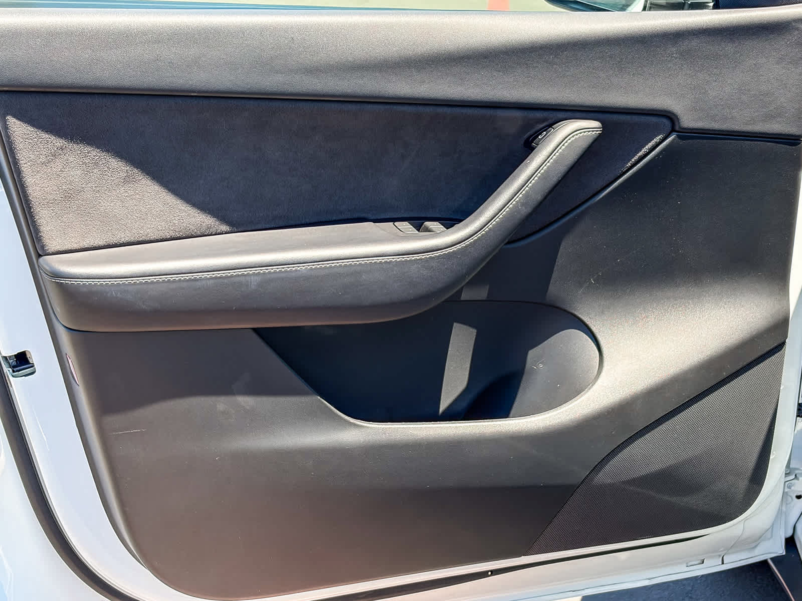 Used 2022 Tesla Model Y Performance AWD/4WD image 19