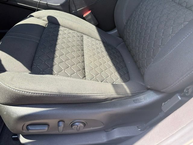 Used 2022 Chevrolet Blazer LT FWD image 18