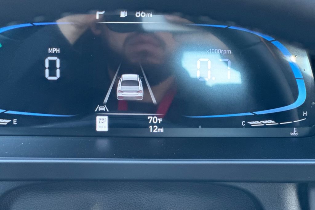 New 2025 Hyundai Elantra Sport image 21