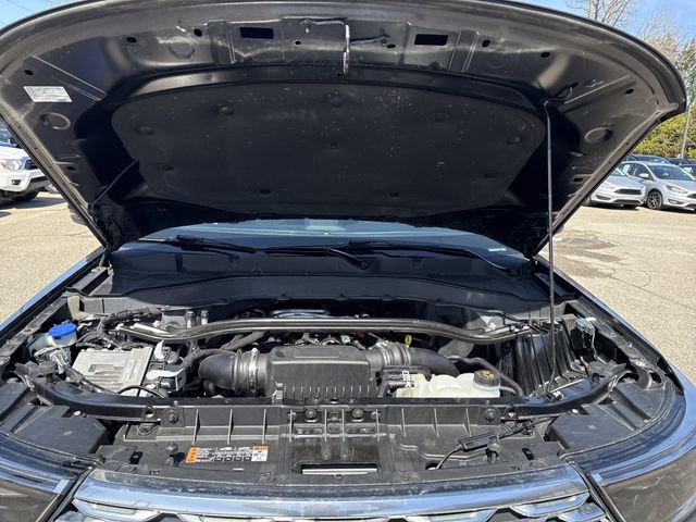 Certified 2022 Ford Explorer Platinum w/ Equipment Group 601A image 20