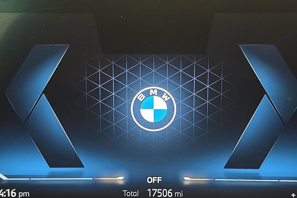 Certified 2025 BMW X5 xDrive40i w/ M Sport Package image 16