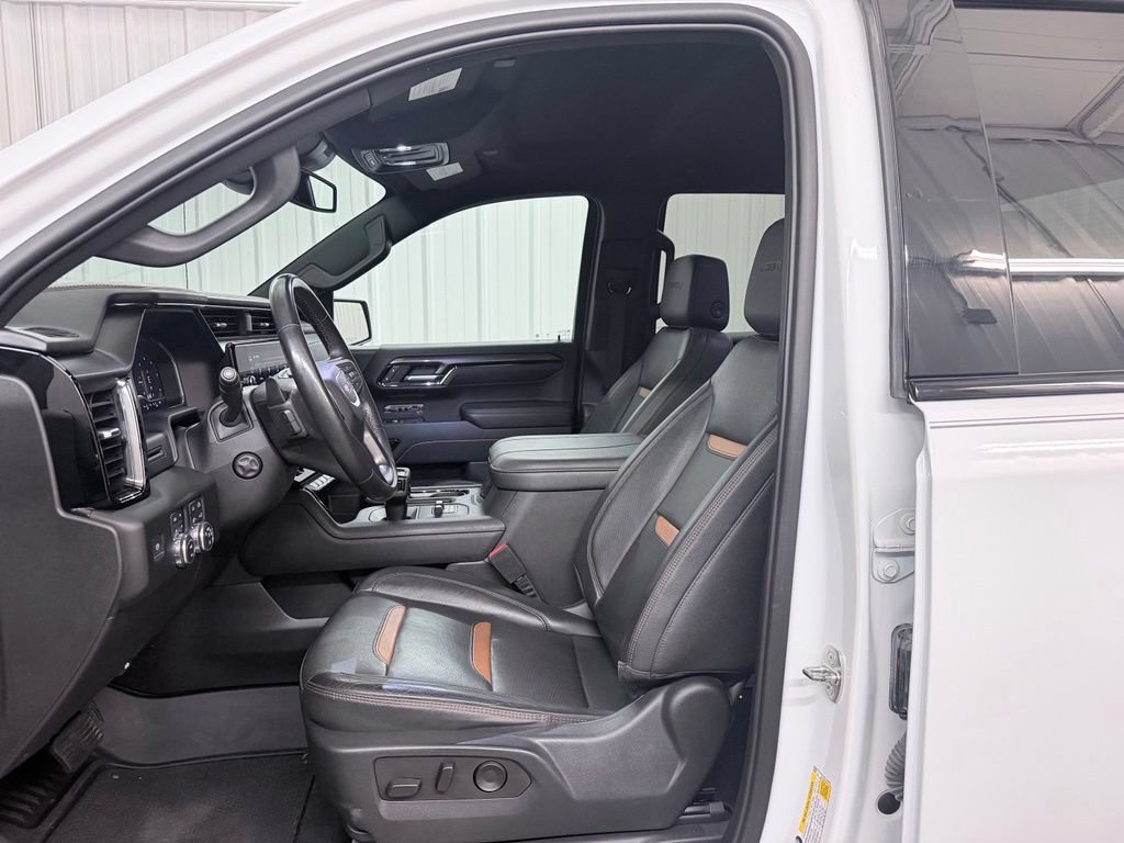 Used 2023 GMC Sierra 1500 AT4 AWD/4WD image 10