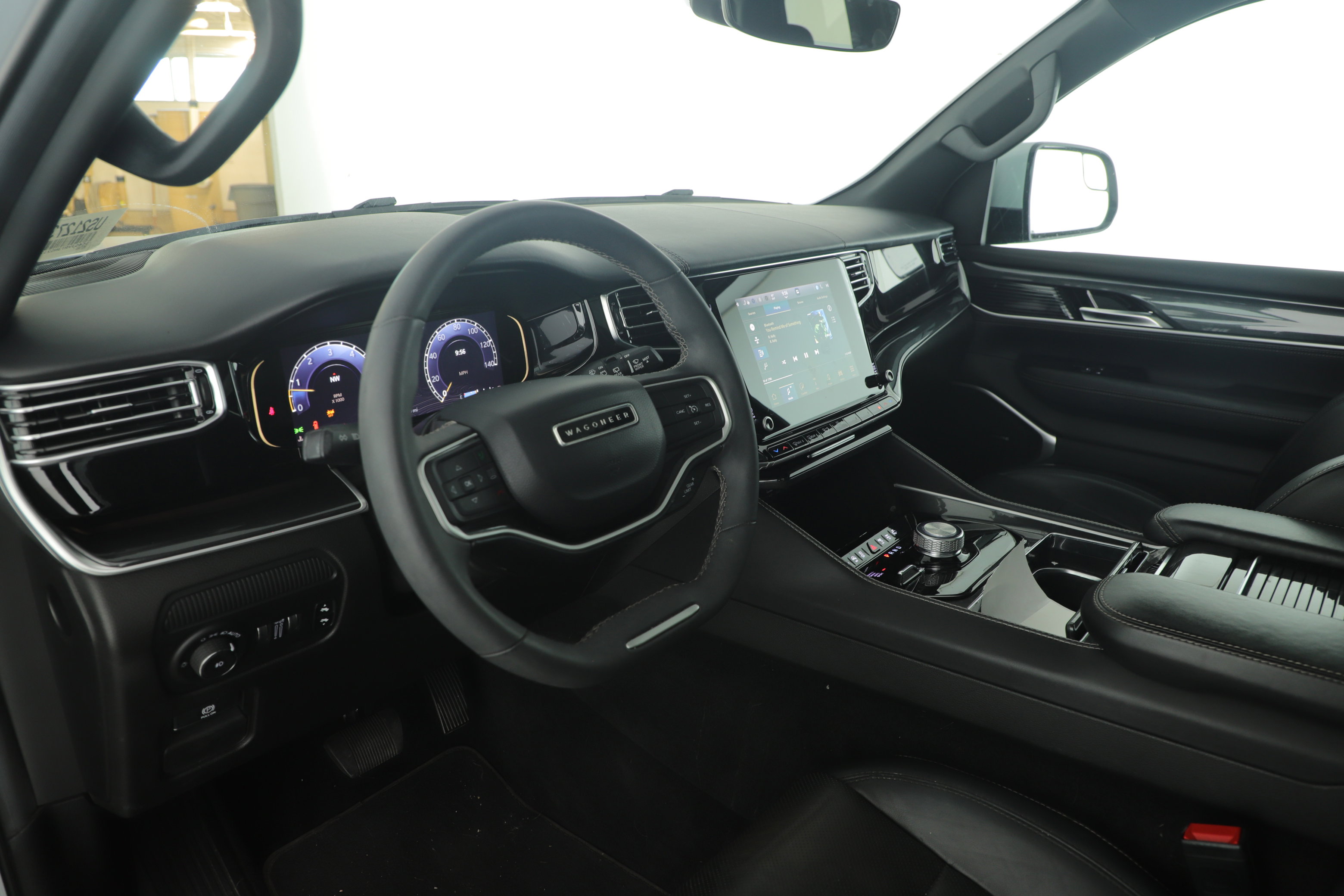 Used 2022 Jeep Wagoneer Series I w/ Premium Group I image 18