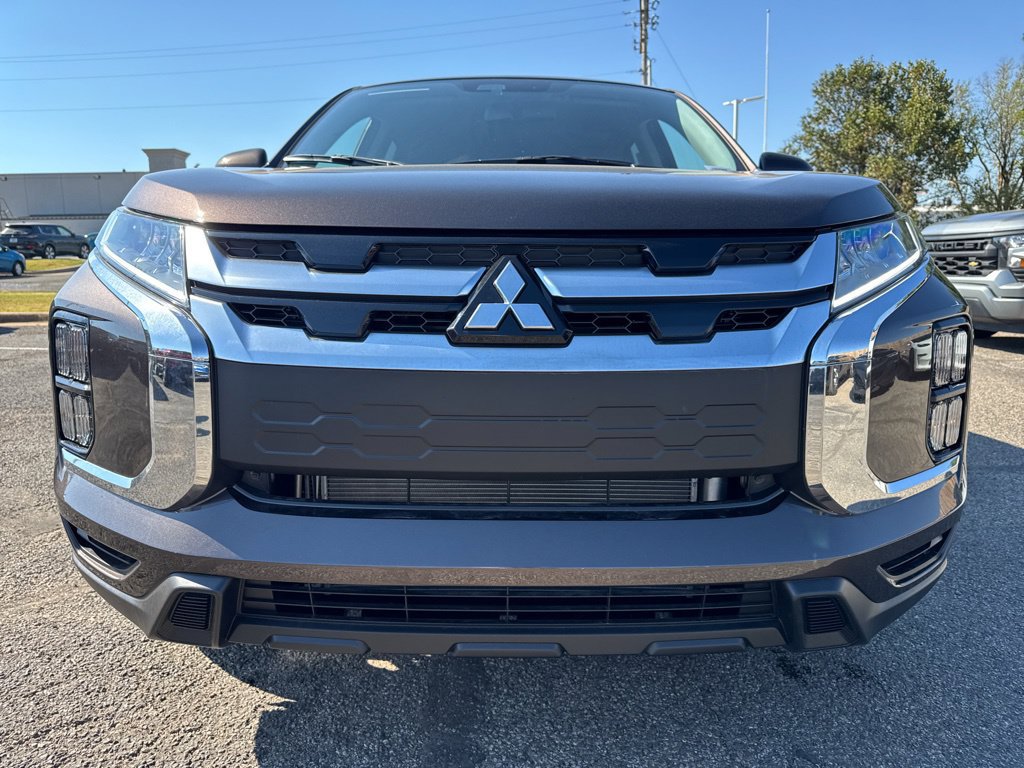 New 2027 Mitsubishi Outlander Sport SE FWD image 2