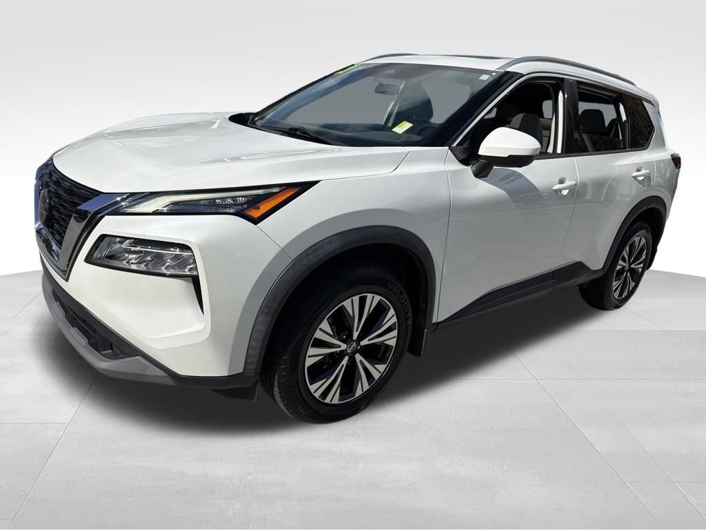 Certified 2021 Nissan Rogue SV w/ Premium Package FWD image 3