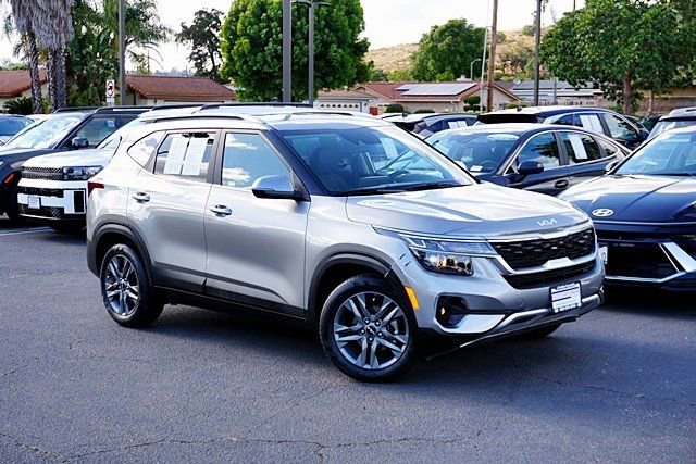 Used 2023 Kia Seltos S FWD image 3