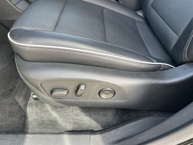 Certified 2025 Buick Enclave Preferred AWD/4WD image 17