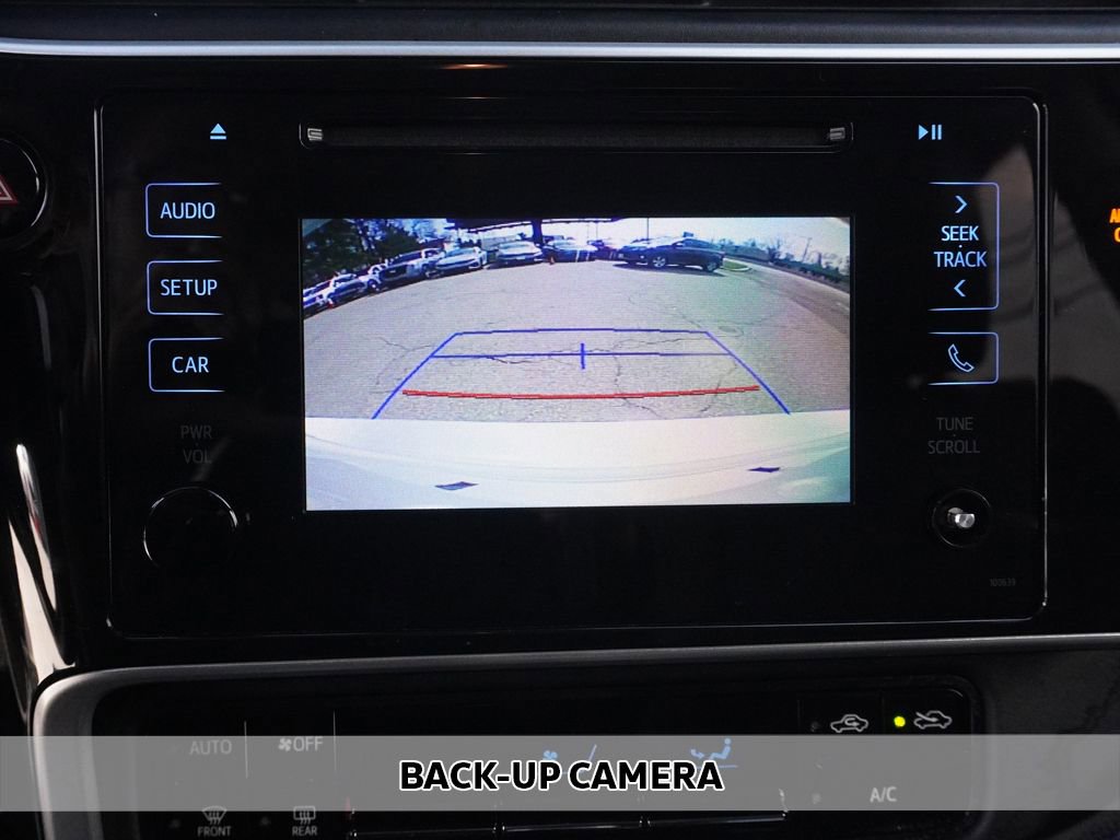 Used 2019 Toyota Corolla SE image 4