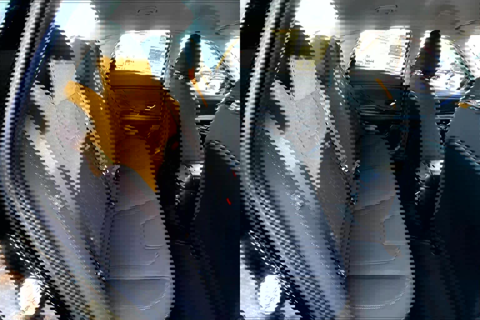 Used 2024 Hyundai Elantra SEL image 16