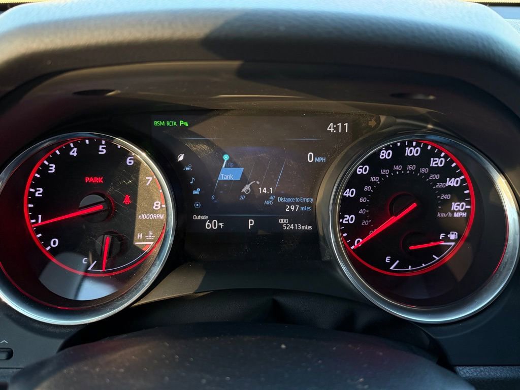 Used 2020 Toyota Camry XSE image 18