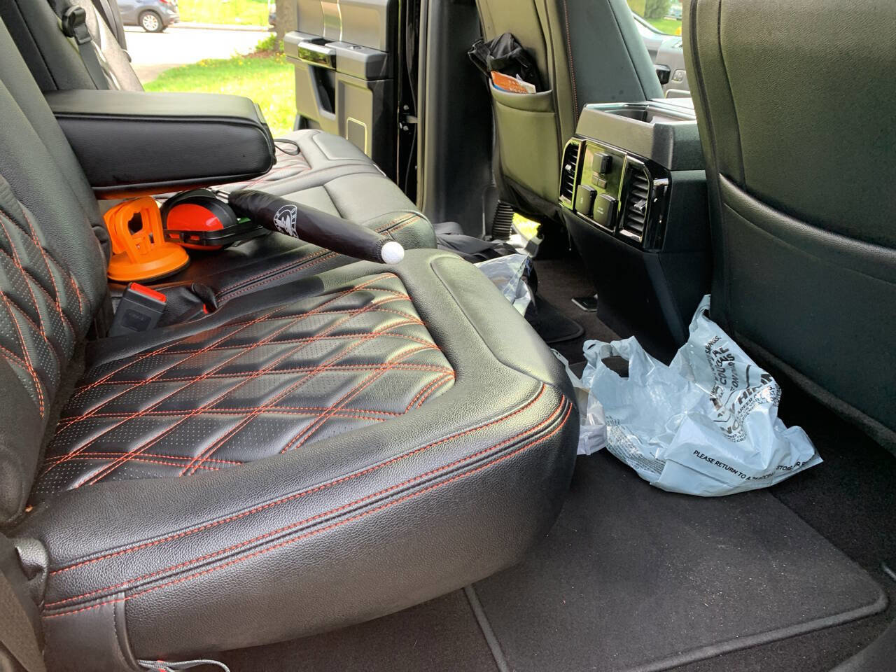 Used 2019 Ford F150 Lariat w/ Equipment Group 502A Luxury AWD/4WD image 15