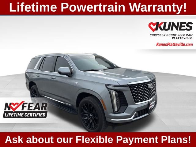 Used 2025 Cadillac Escalade Premium Luxury AWD/4WD image 3