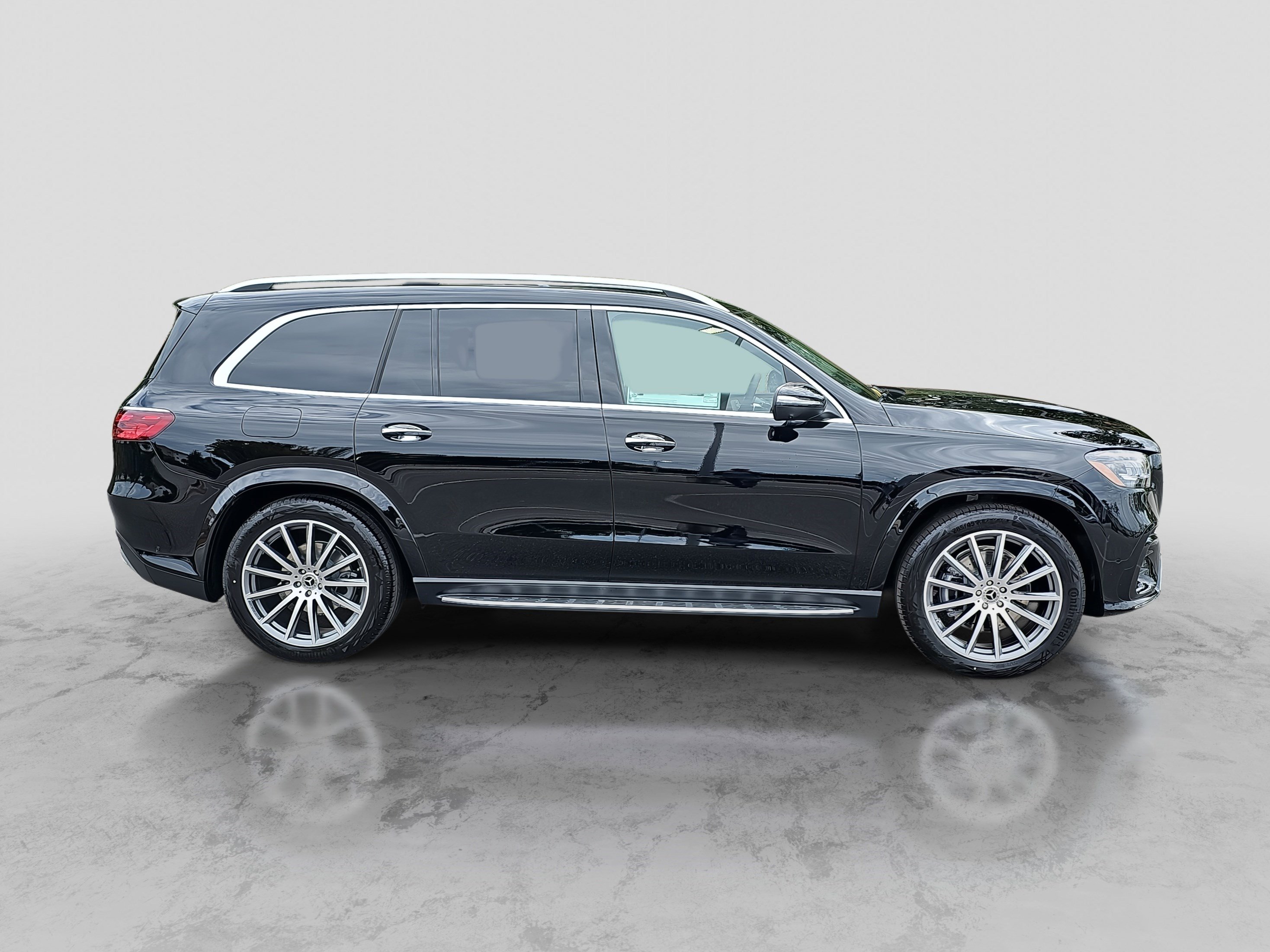New 2026 Mercedes-Benz GLS 450 4MATIC image 4