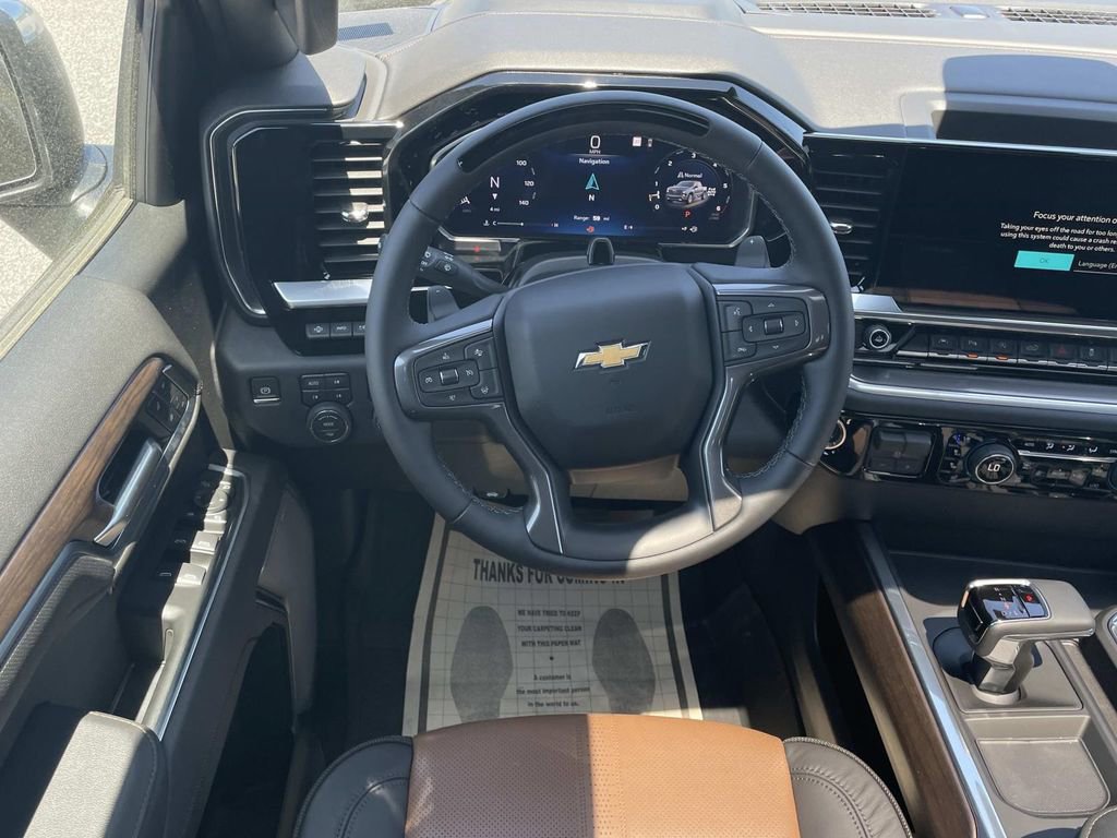 New 2026 Chevrolet Silverado 1500 High Country AWD/4WD image 14