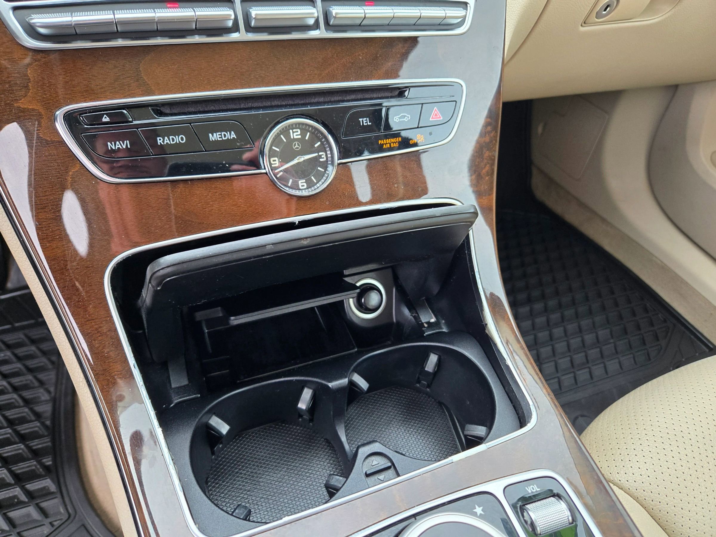 Used 2016 Mercedes-Benz C 300 4MATIC Sedan image 43